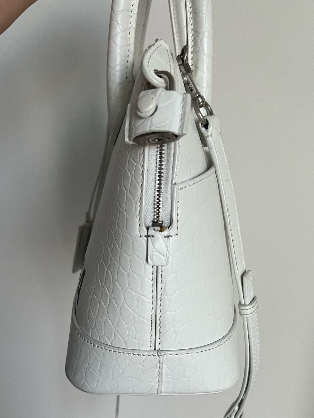 Balenciaga White ville top handle bag with Black Logo - Picture 16 of 16